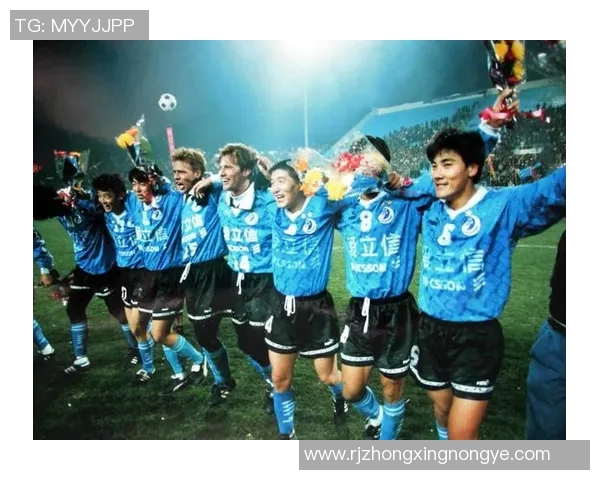 恒大足球高光时期明星球员回顾与成就分析