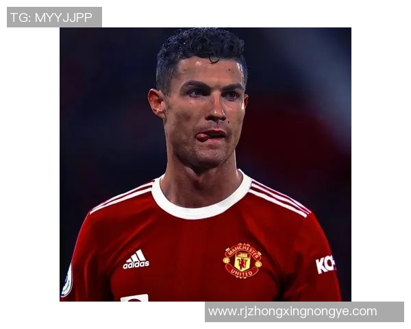 足球明星男生头像设计，展现个性与运动魅力的完美融合